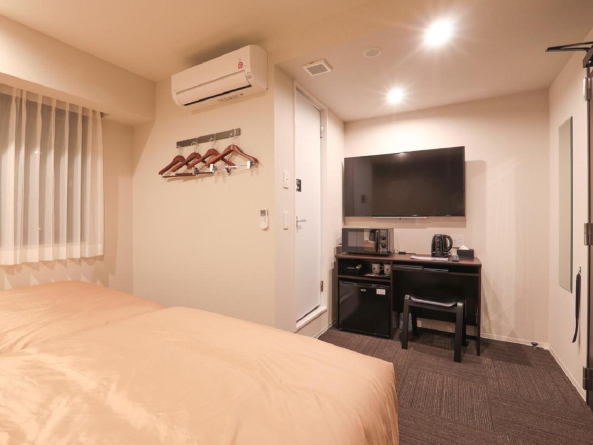 Hotel Livemax Shinyokohama Yokohama  Exterior photo